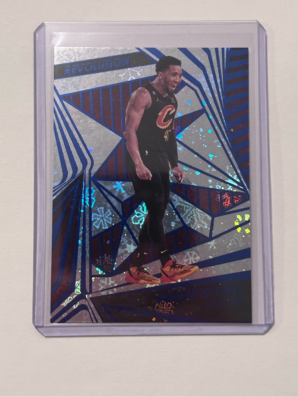 Panini revolution 23/24 foil cavaliers Donovan Mitchell Winter Card 84